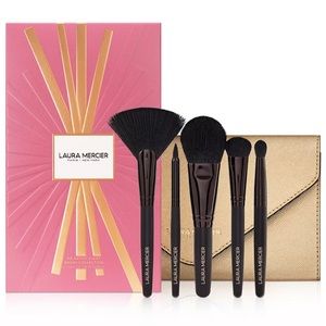 NEW Laura Mercier Artist’s Gift Travel Brush Collection